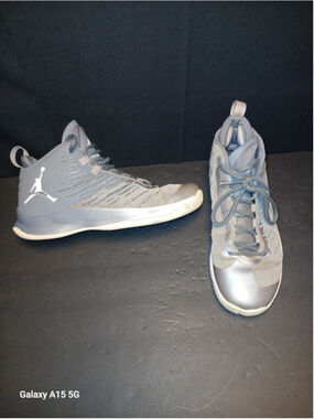 Michael Jordan Superfly Basketball Shoes Size 9 Mens